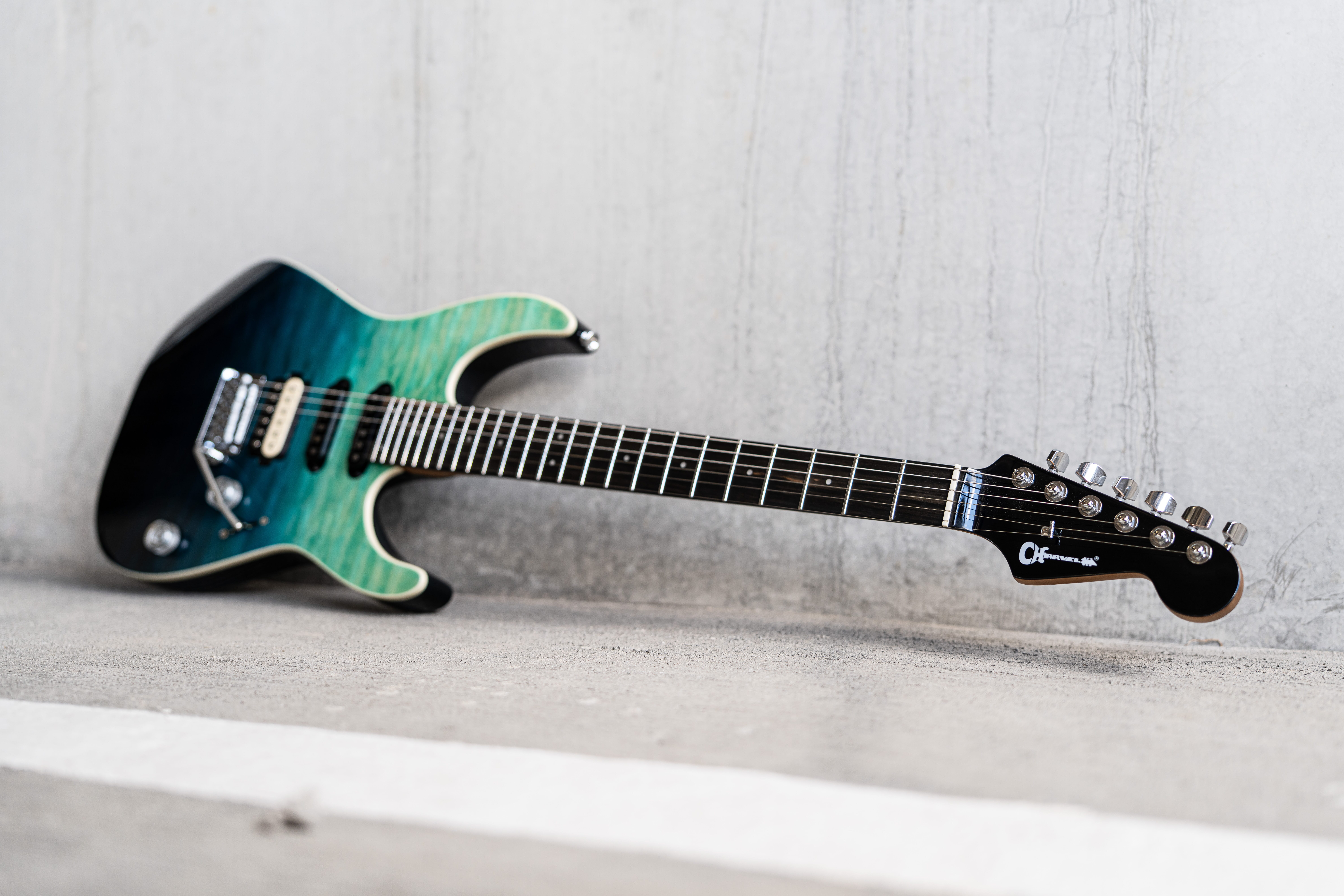 Charvel Pro-Mod Plus DK24 HH in Chlorine Burst quilted maple top