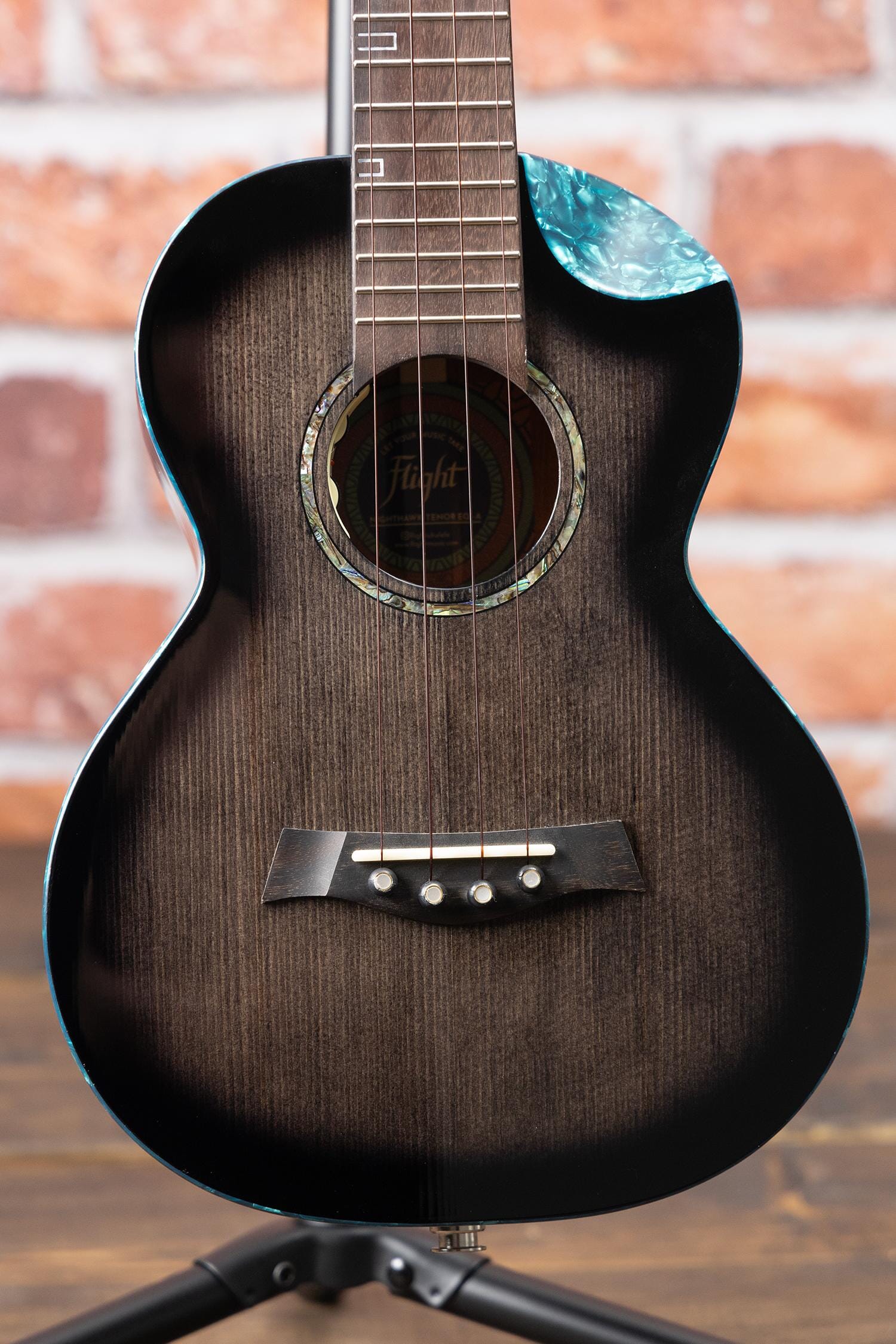 Flight Nighthawk EQ-A Tenor Ukulele