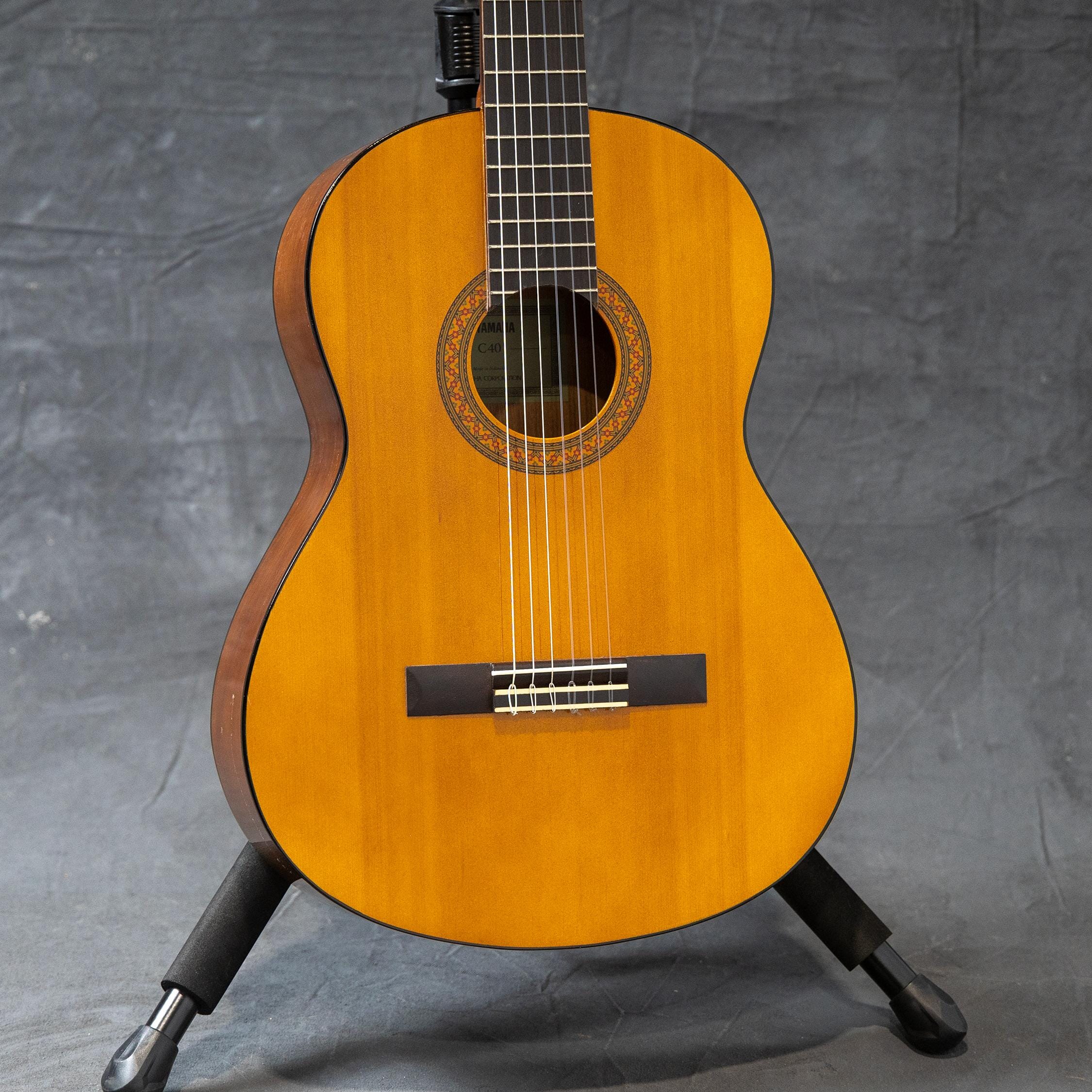 Yamaha C40 Classical Guitar