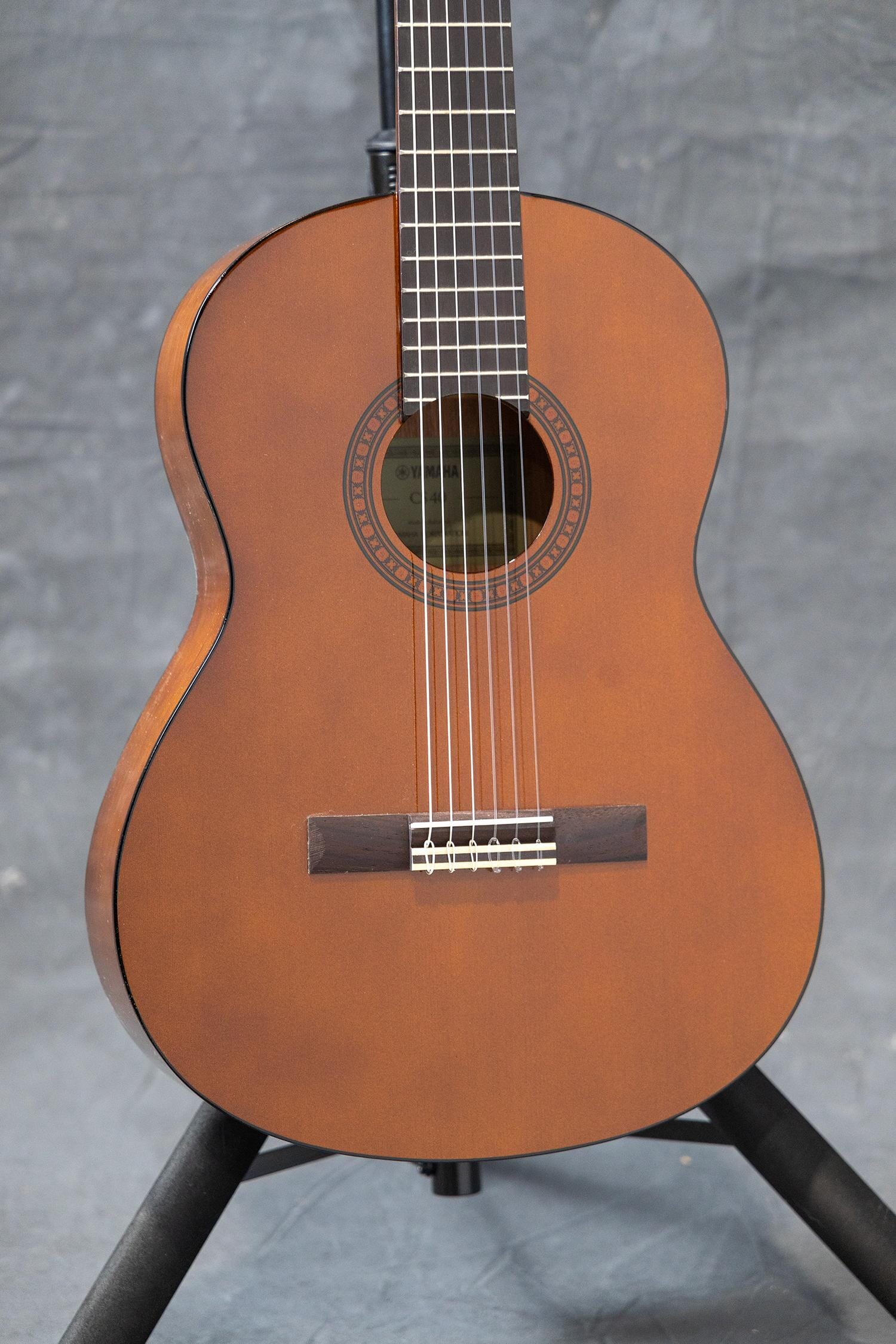 Yamaha CS40 3/4 Classical Guitar