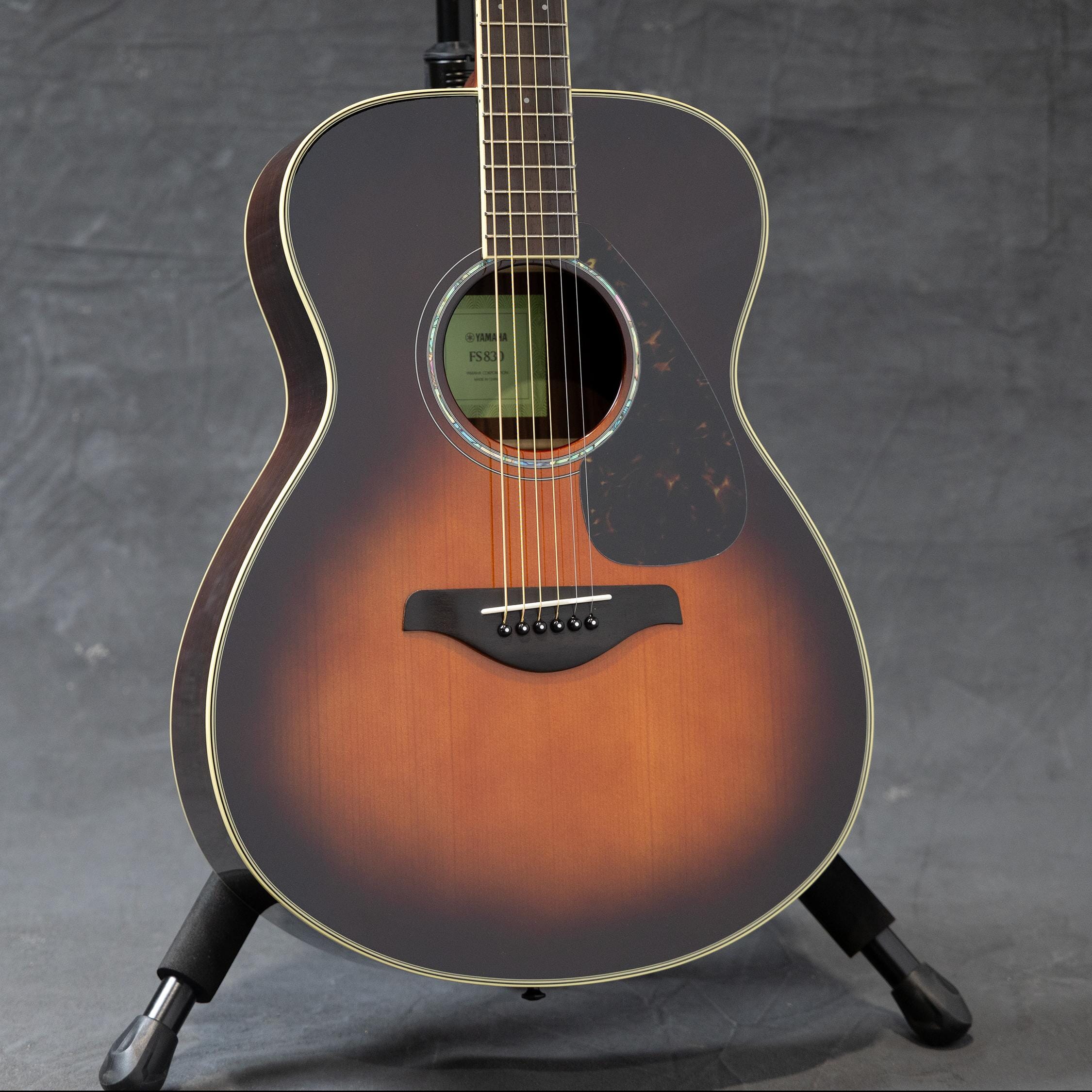 Yamaha FS830 Acoustic Folk Guitar Brown Sunburst