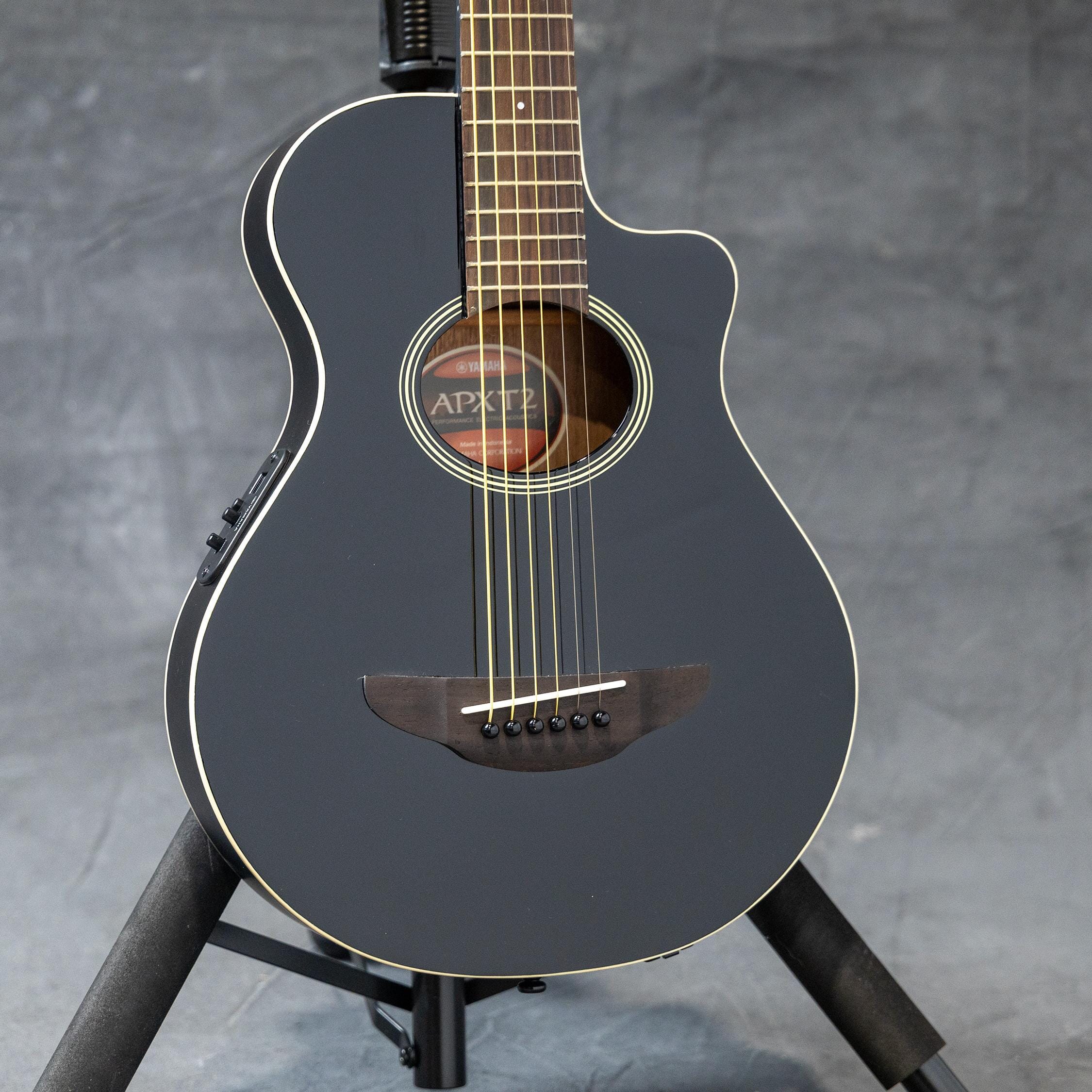 Yamaha APXT2 3/4 Acoustic Guitar Black