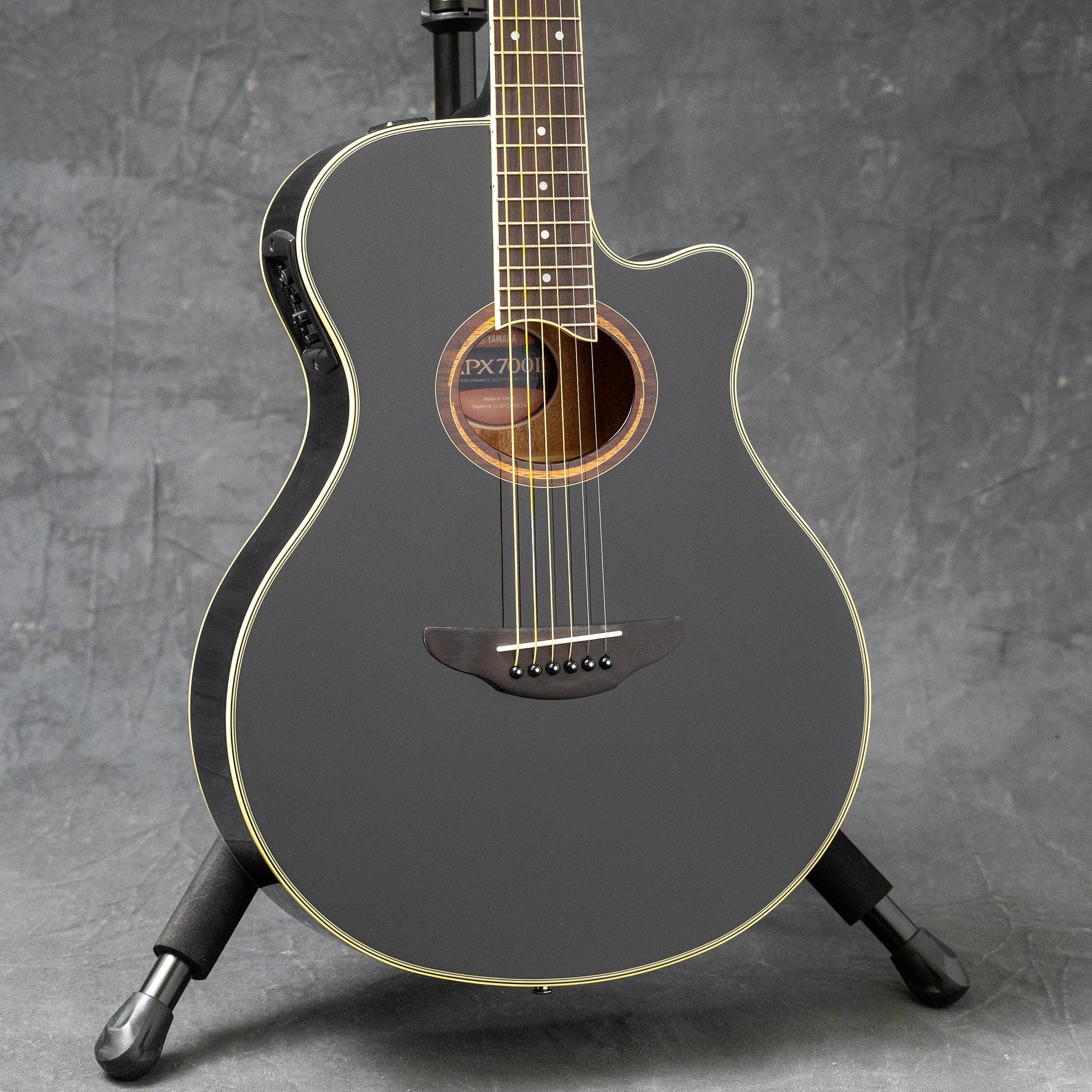 Yamaha APX700II Acoustic Guitar Black