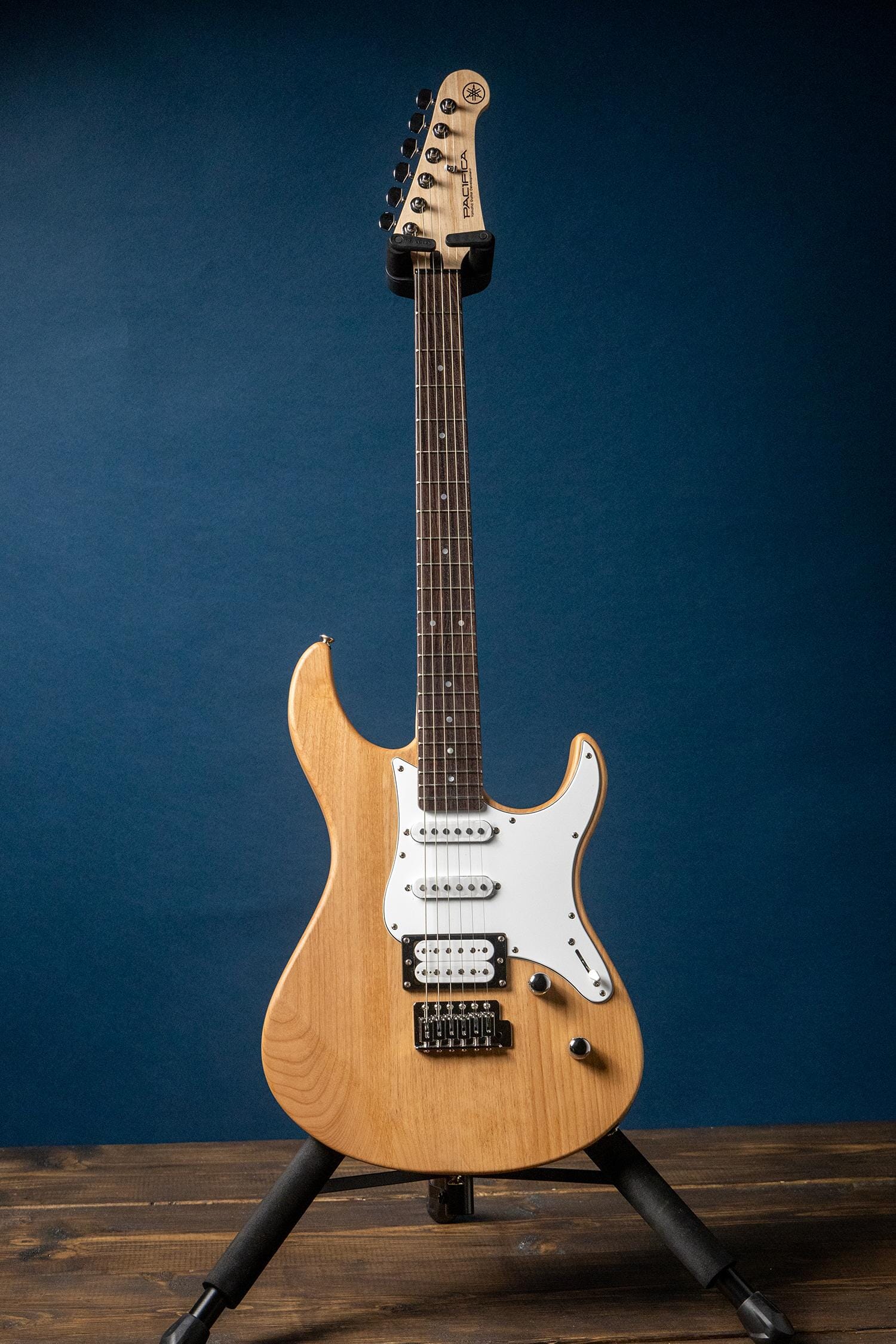 Yamaha PAC112V Pacifica Electric Guitar Natural Satin | Tapestry Music