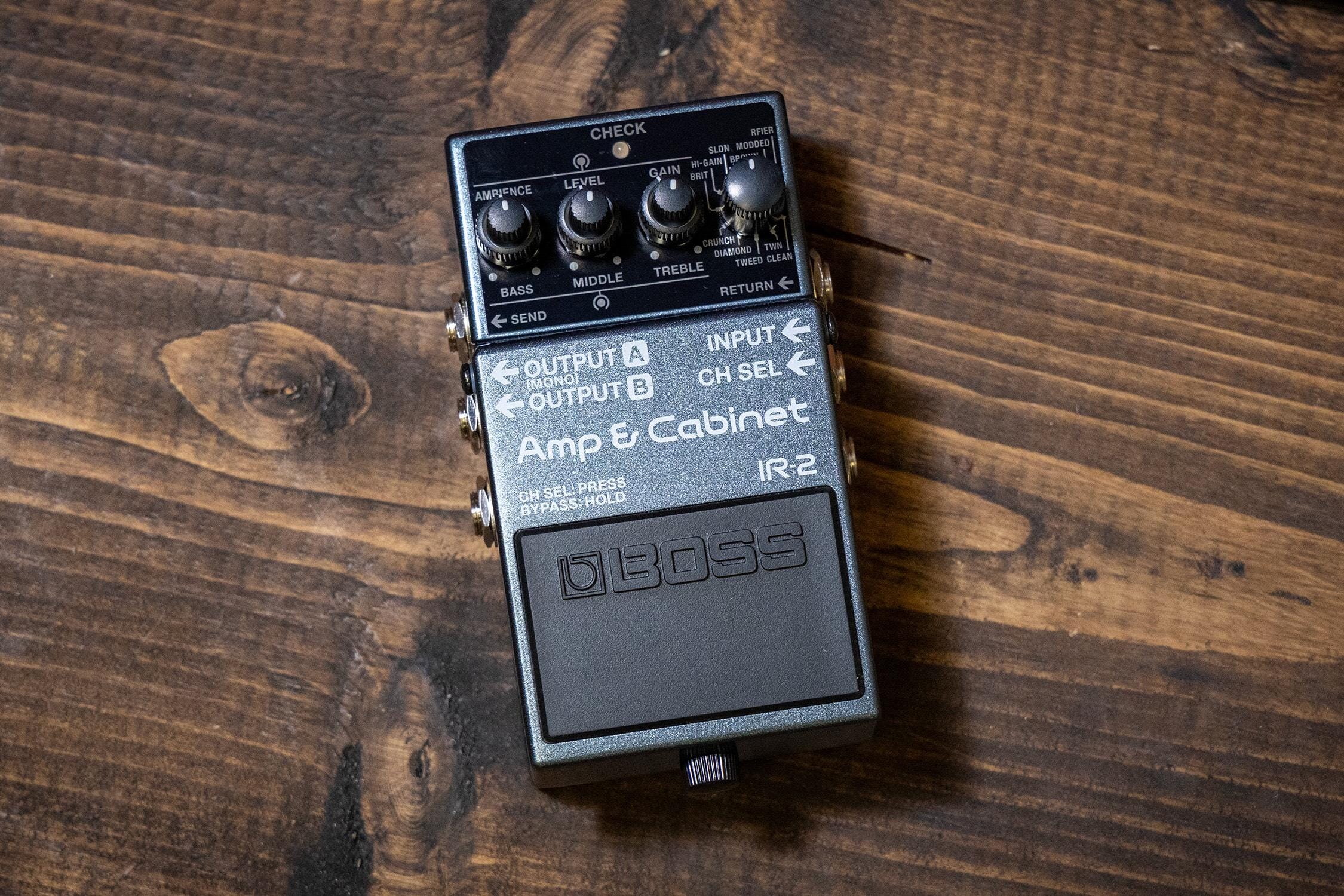 BOSS IR-2 Amp & Cabinet