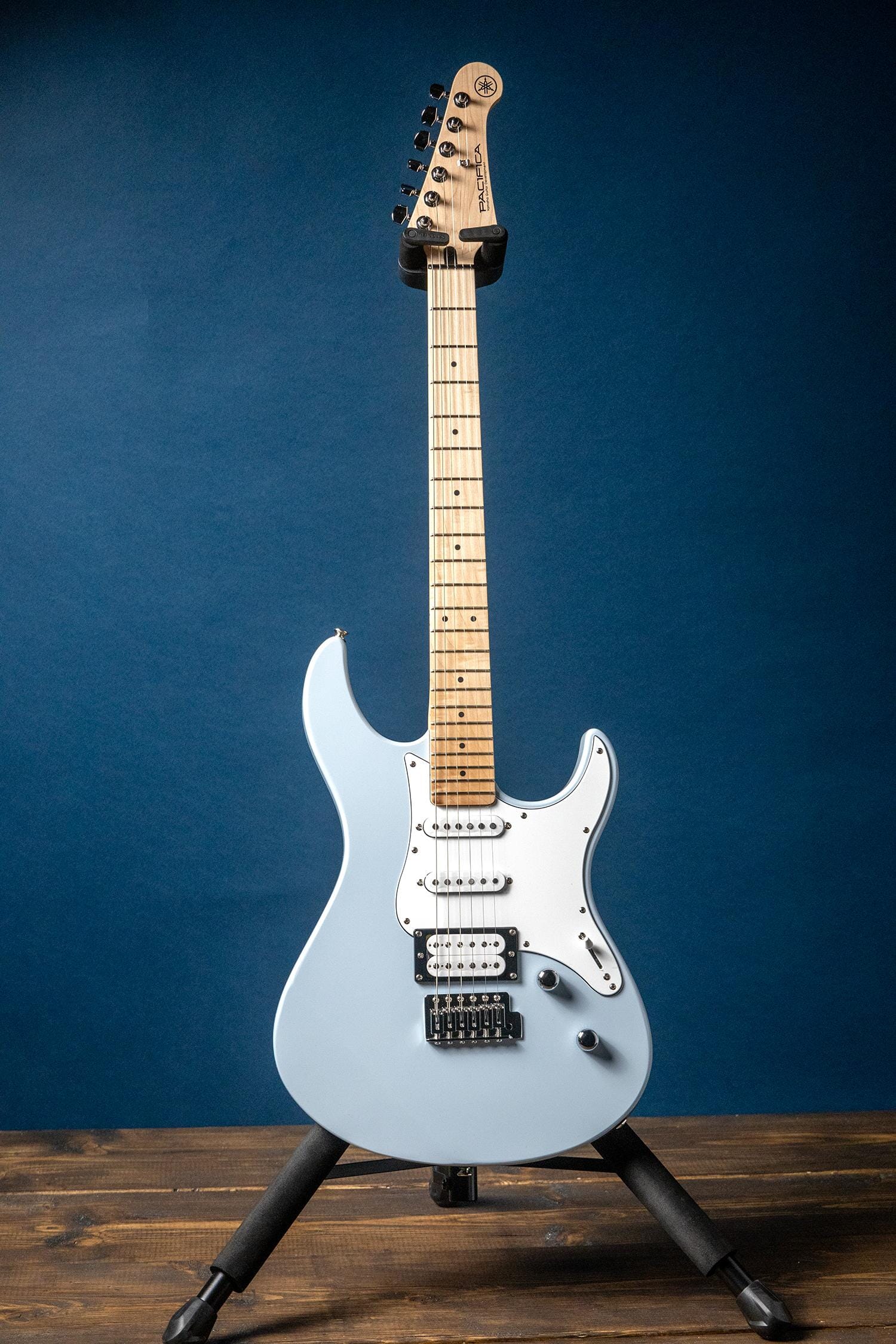 Yamaha Pacifica PAC112VM-ICB Ice Blue Electric Guitar