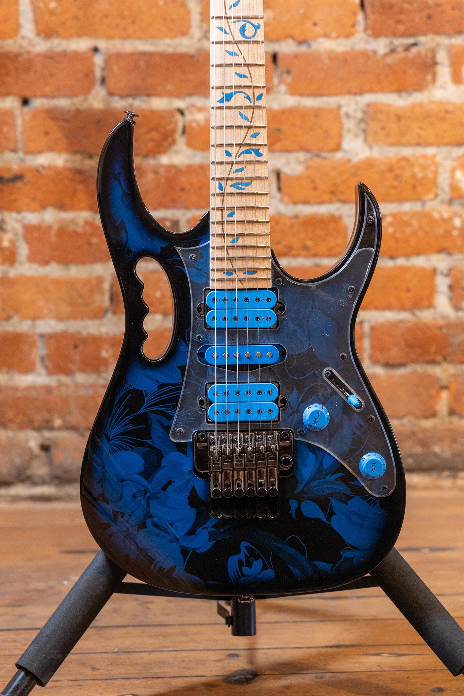 Ibanez JEM77P-BFP JEM Steve Vai Signature- Blue Floral Pattern