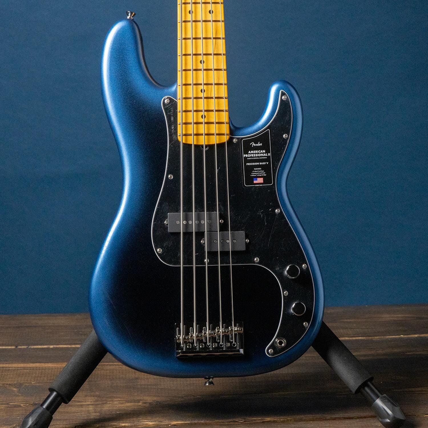 Fender American Professional II Precision Bass® V, Maple Fingerboard, Dark Night