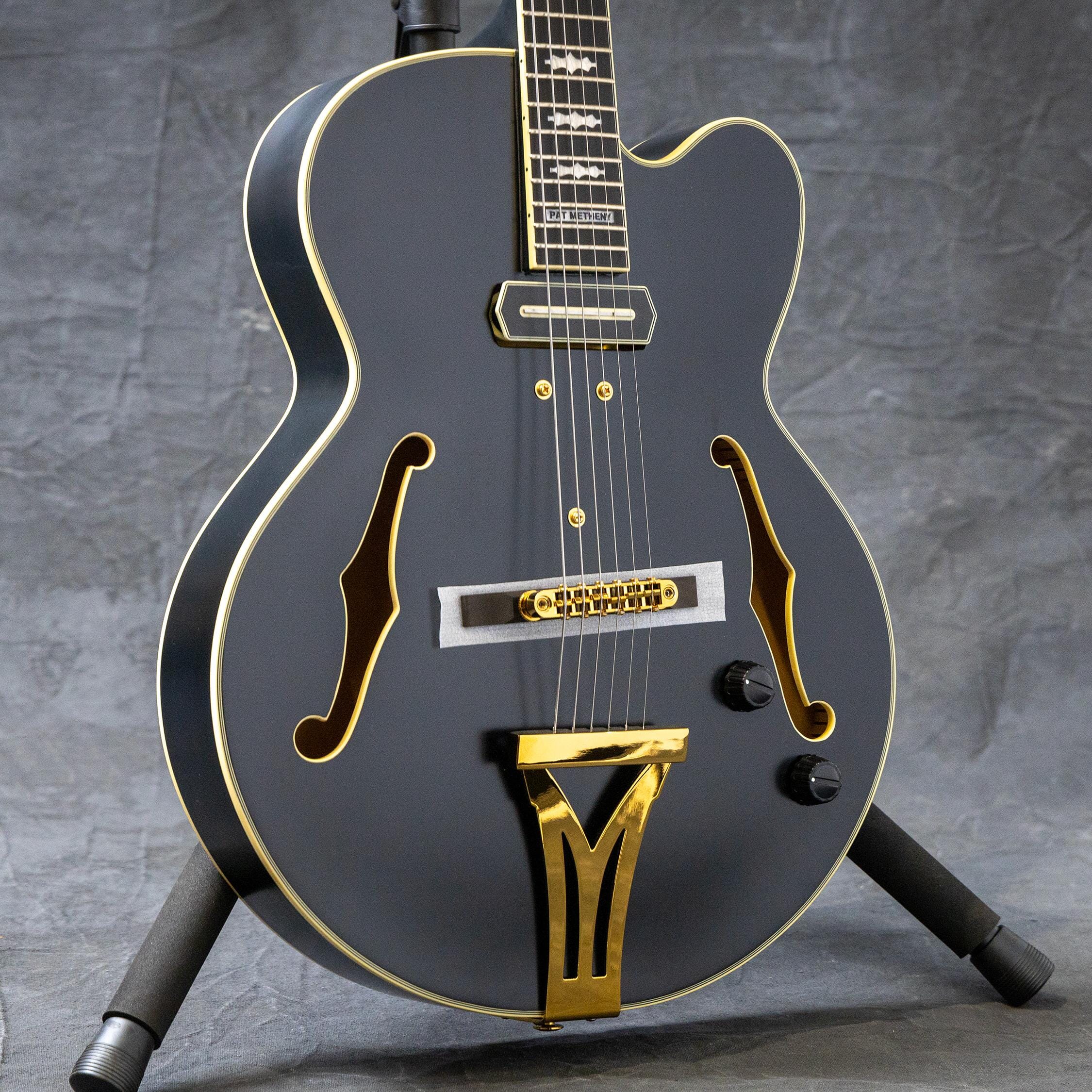 Ibanez PM3CBKL Pat Methany Signature Guitar w/ Case - Black