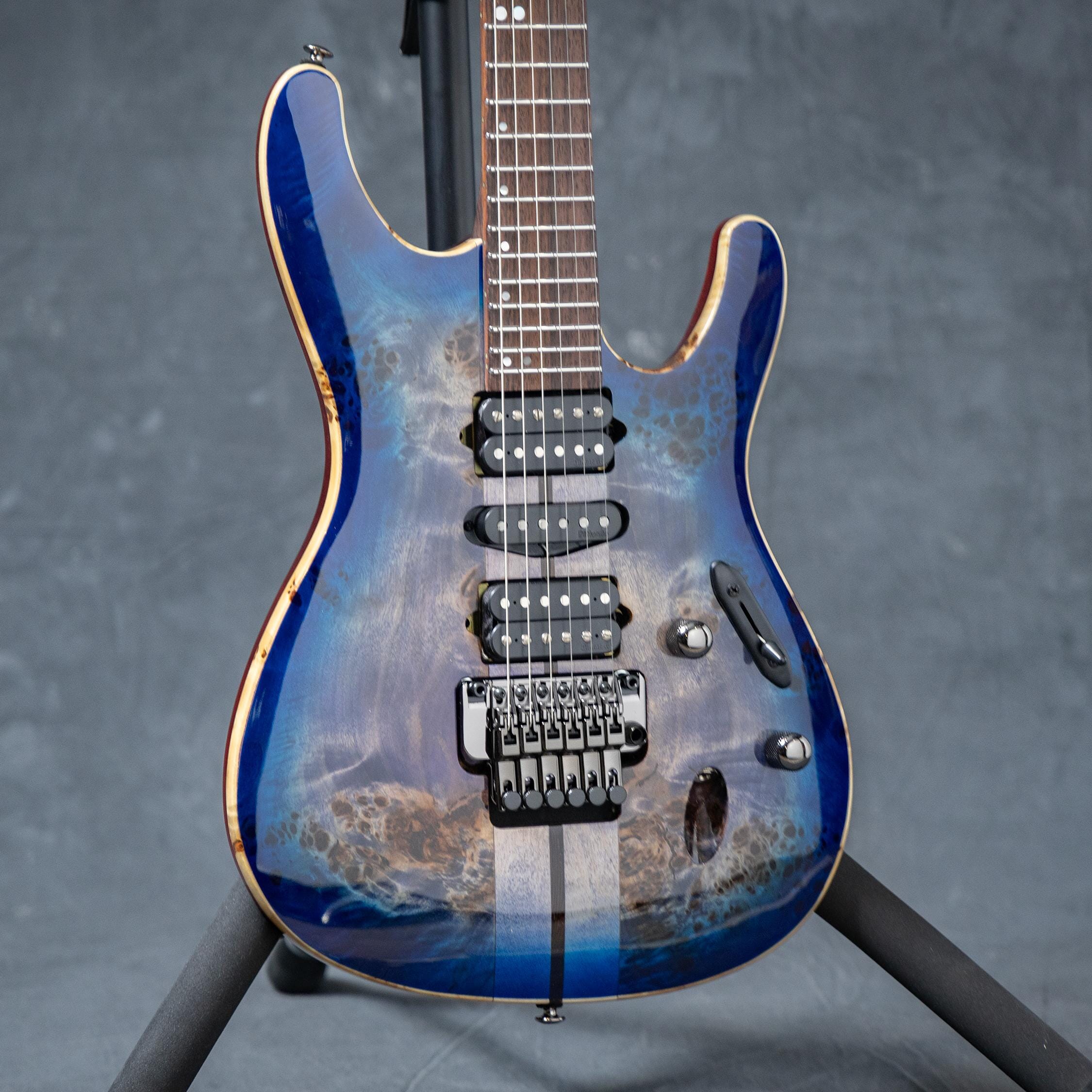 Ibanez S1070PBZCLB S Premium 6 String Electric Guitar w/Bag - Cerulean Blue Burst