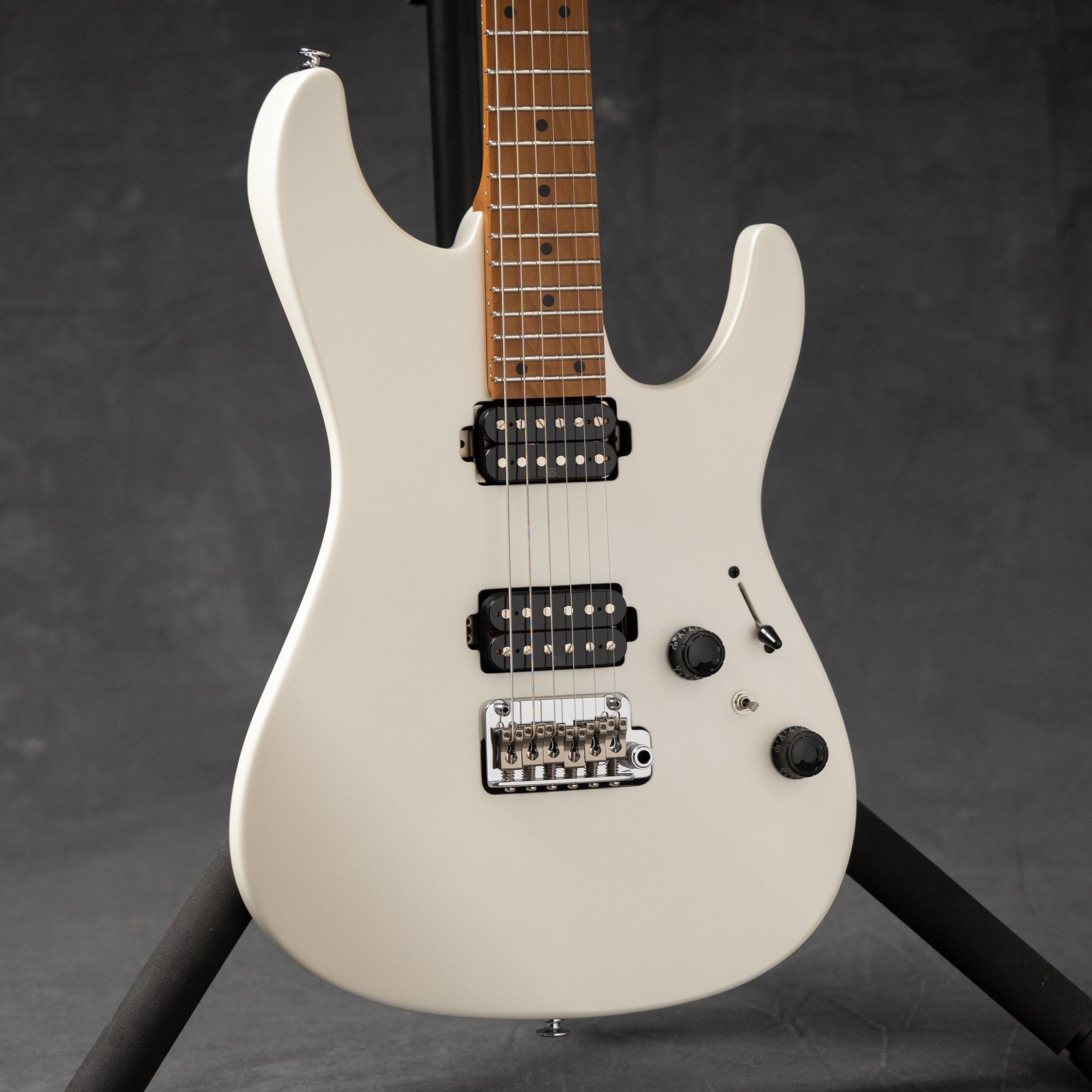 Ibanez AZ2402PWF Ibanez AZ Prestige  Electric Guitar w/Case - Pearl