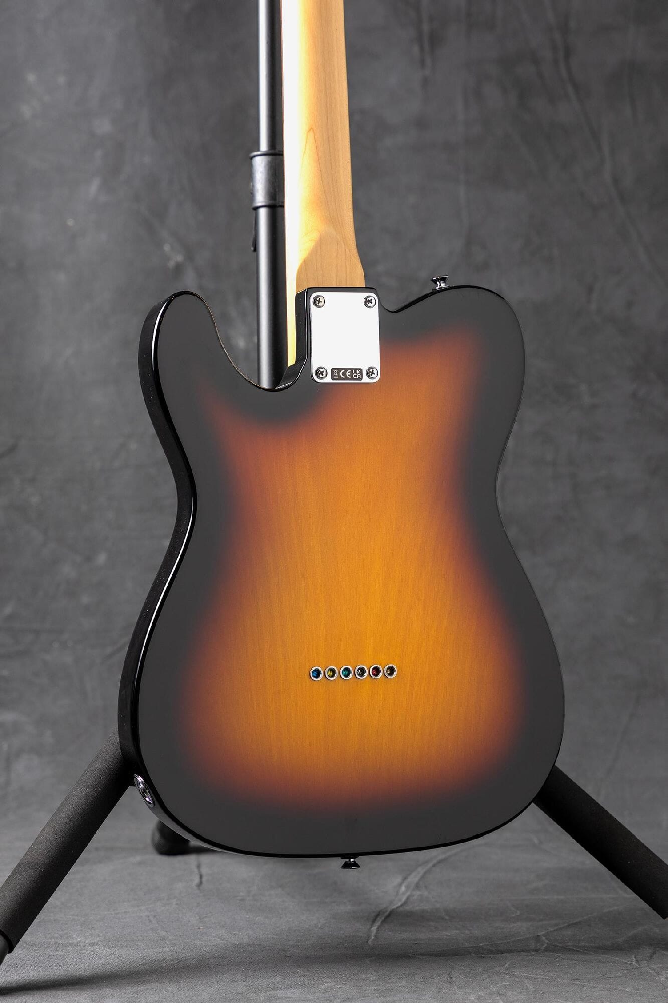 Fender Standard Telecaster®, Laurel Fingerboard, White Pickguard
