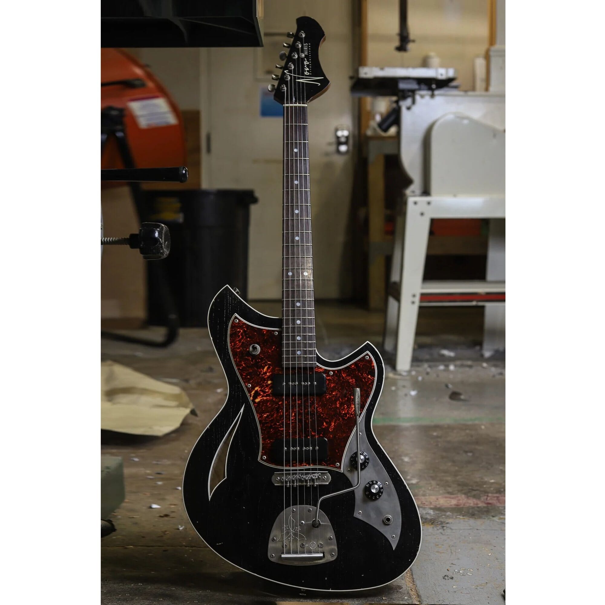 Novo Miris J Bull Black