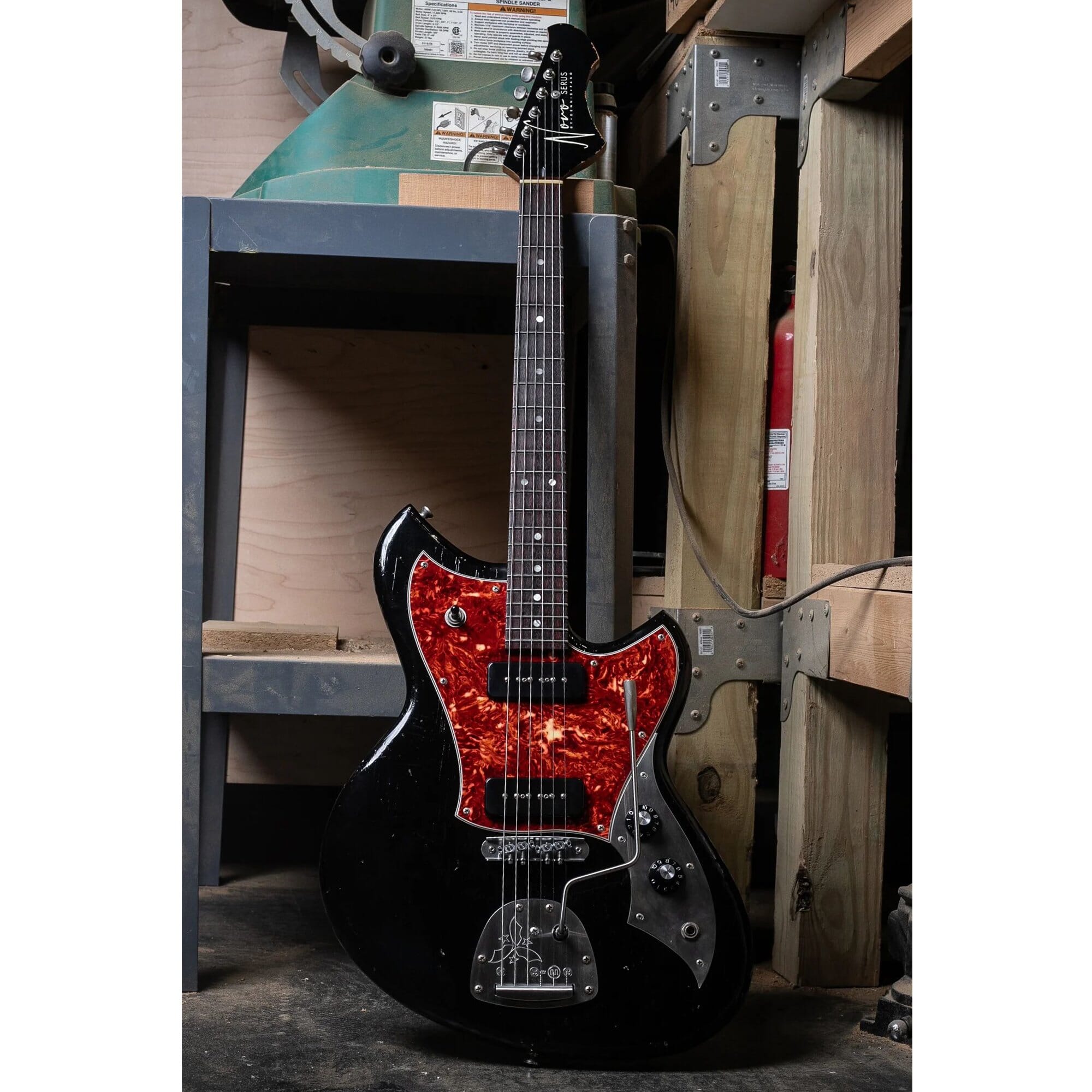 Novo Serus J Left Handed Bull Black