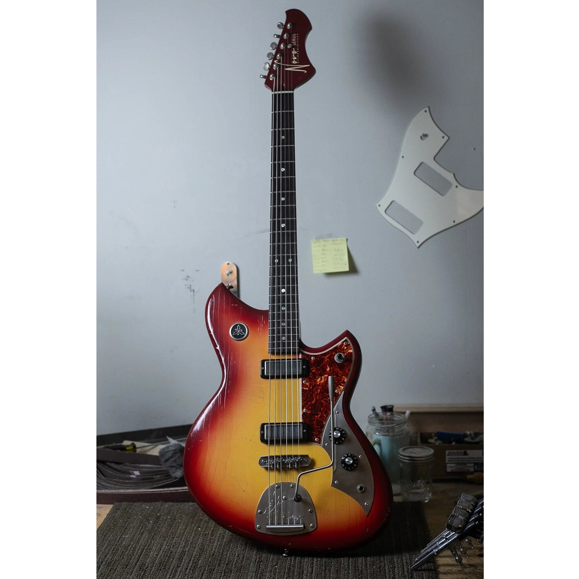 Novo Serus J Baritone Maroon Burst