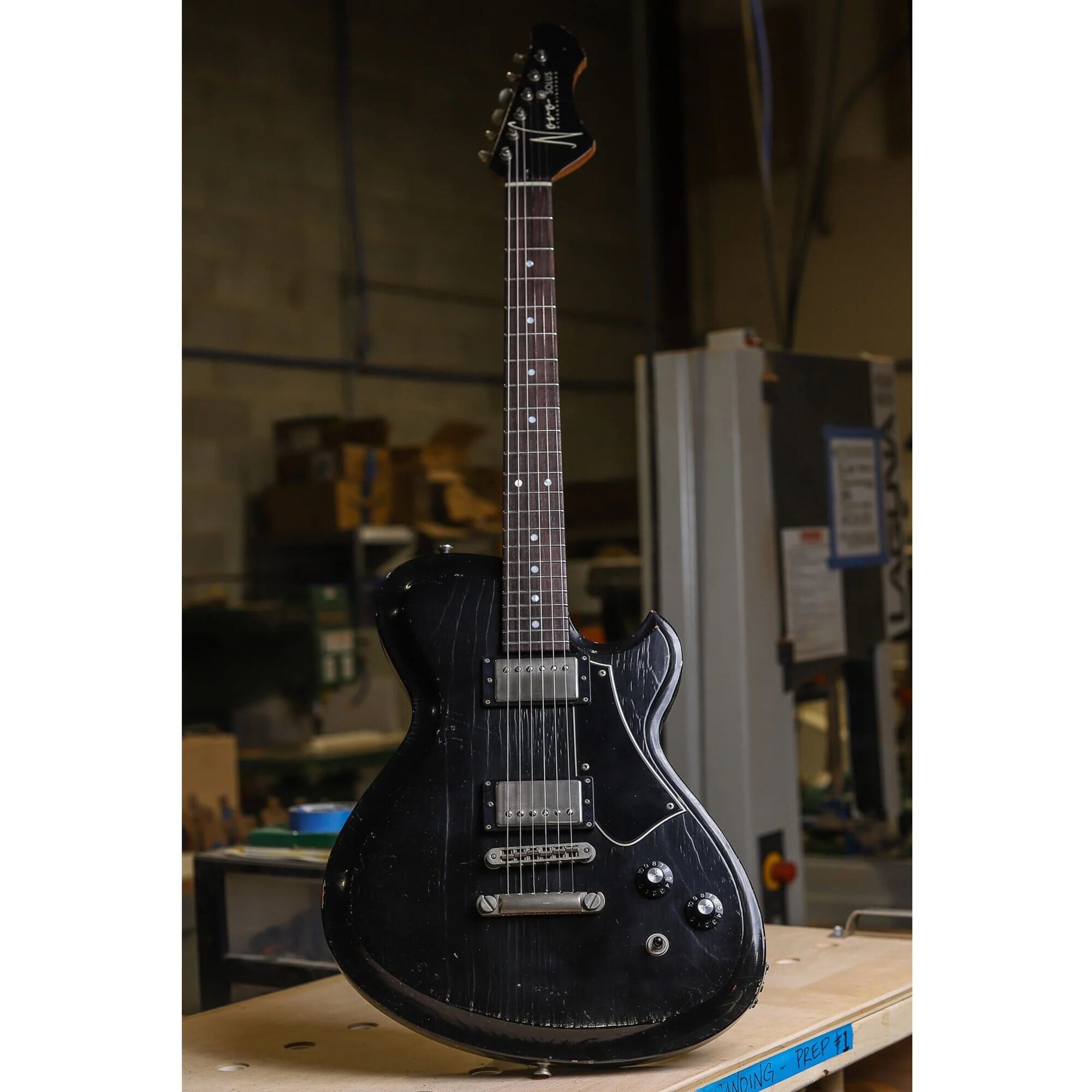 Novo Solus H2 Bull Black