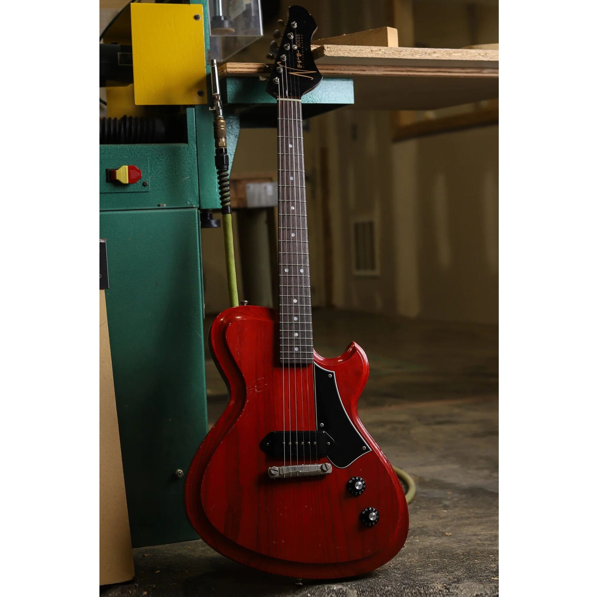 Novo Solus M1 Faded Cherry