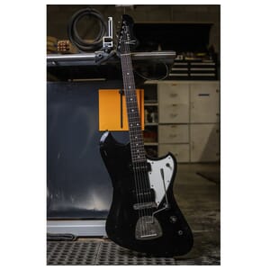 Novo Voltur J Bull Black