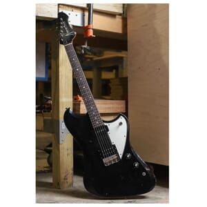 Novo Voltur V2 Bull Black