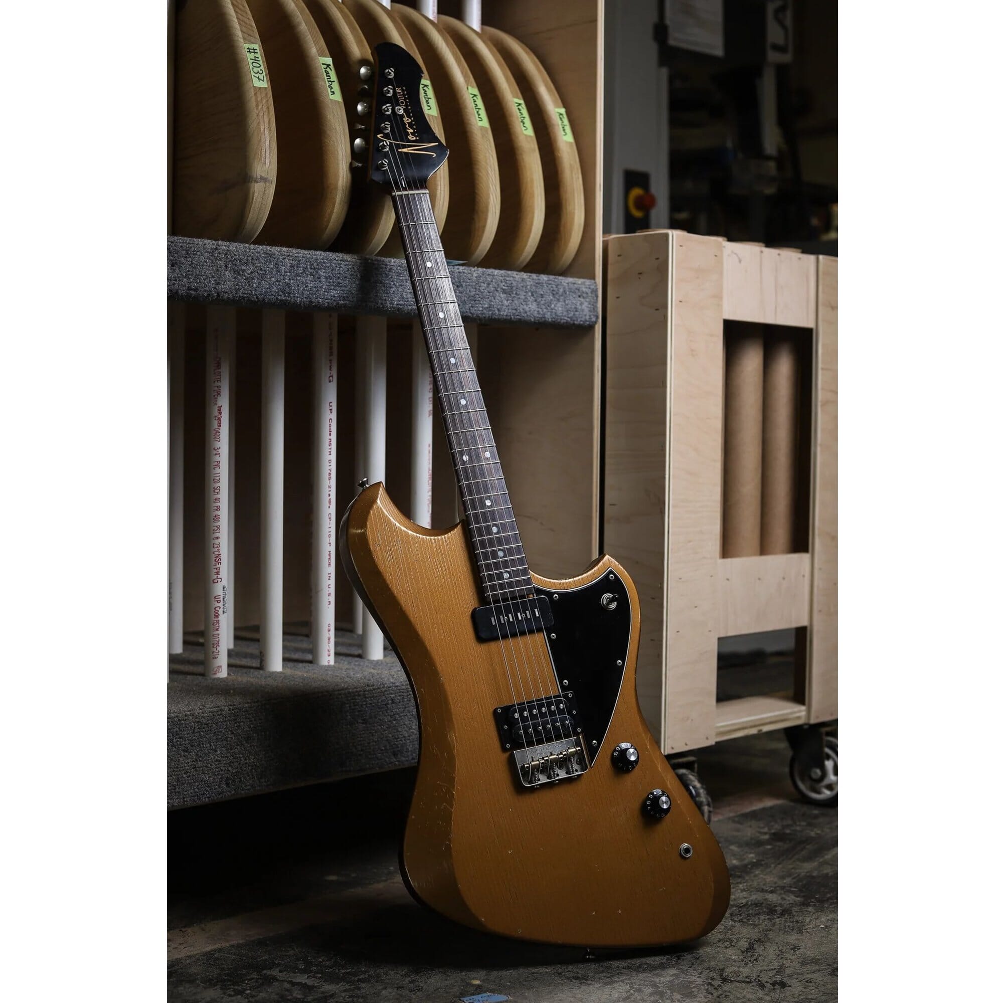 Novo Voltur V2 Gold Top Gold