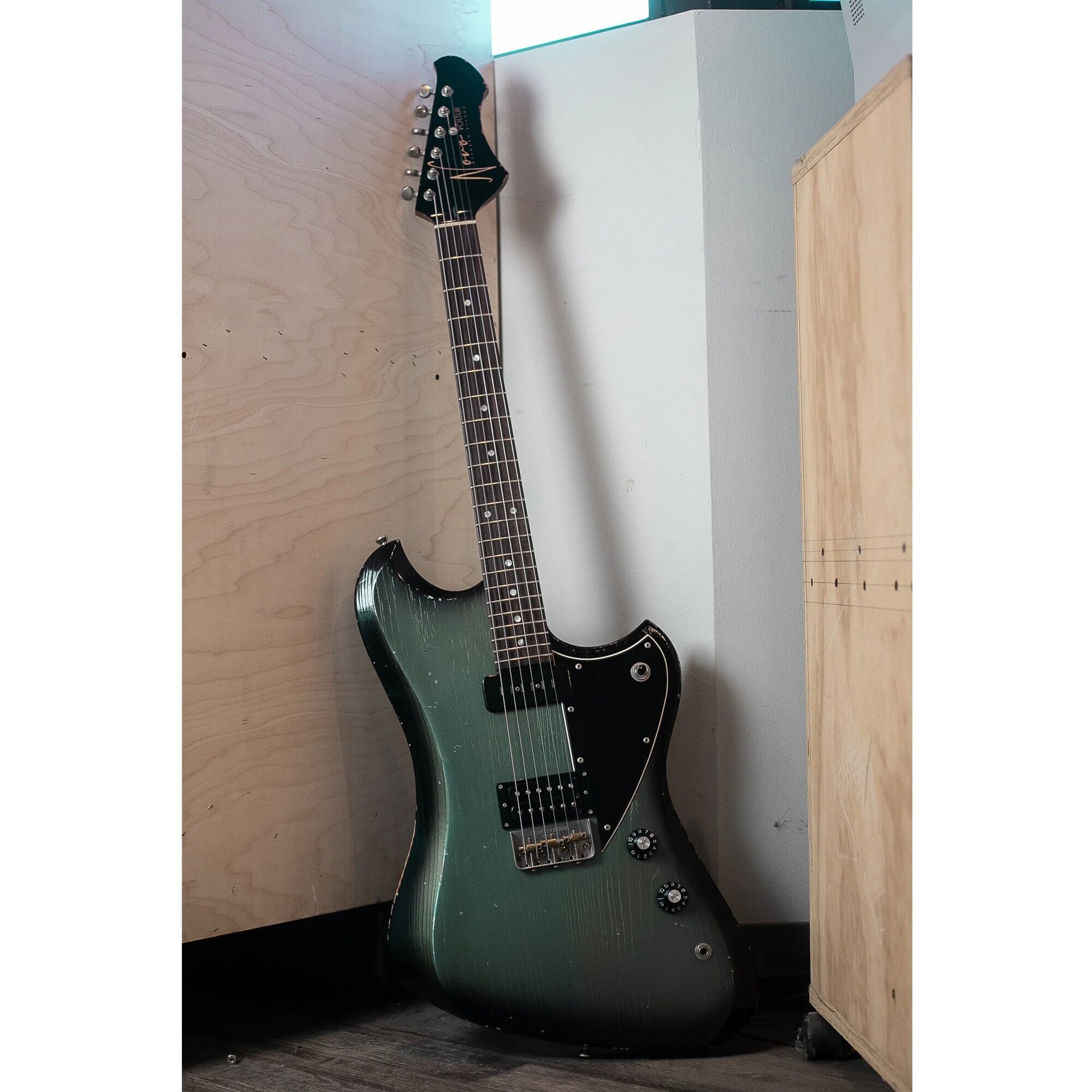 Novo Voltur V2 Pelham Burst