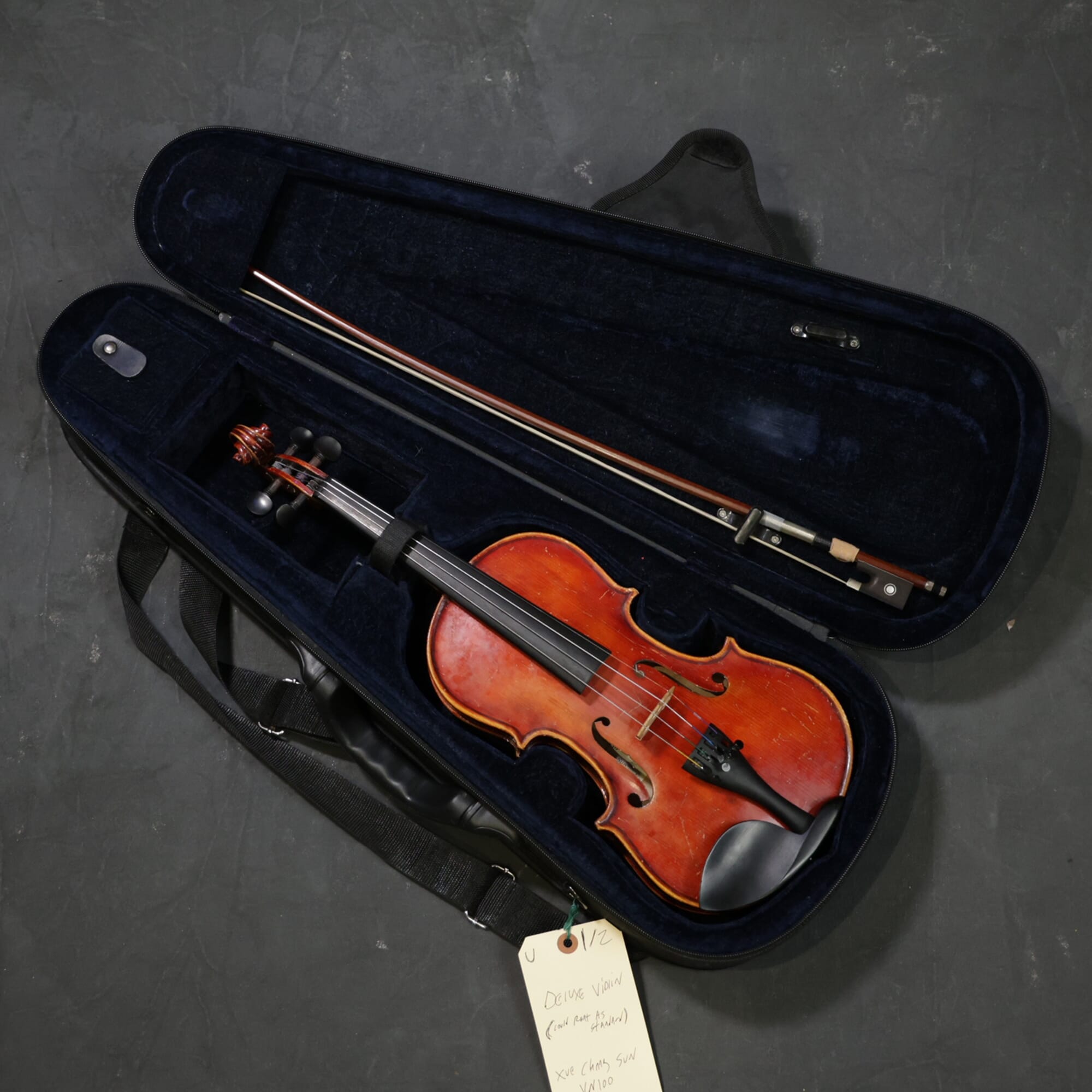 Xue Chang Sun VN100 1/2 Deluxe Violin Outfit USED