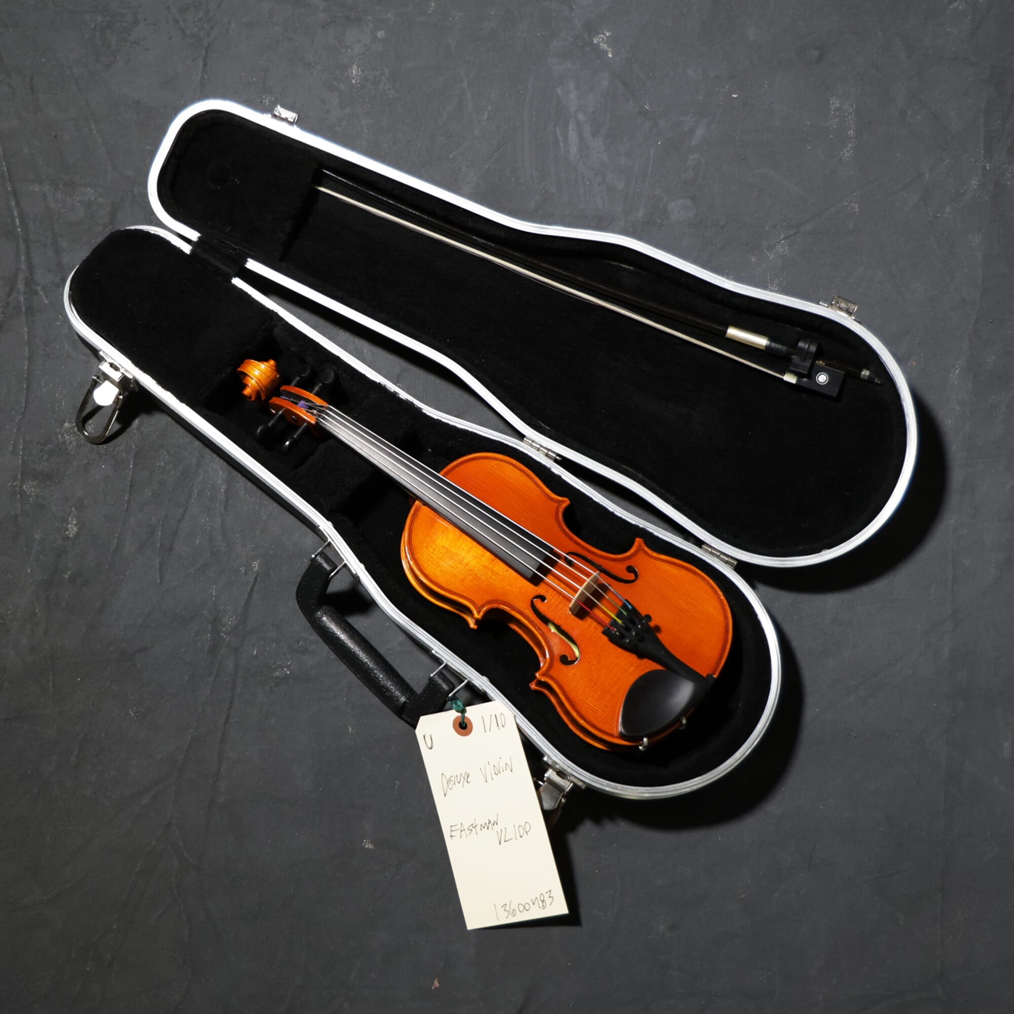 Eastman VL100 1/10 Deluxe Violin Outfit USED