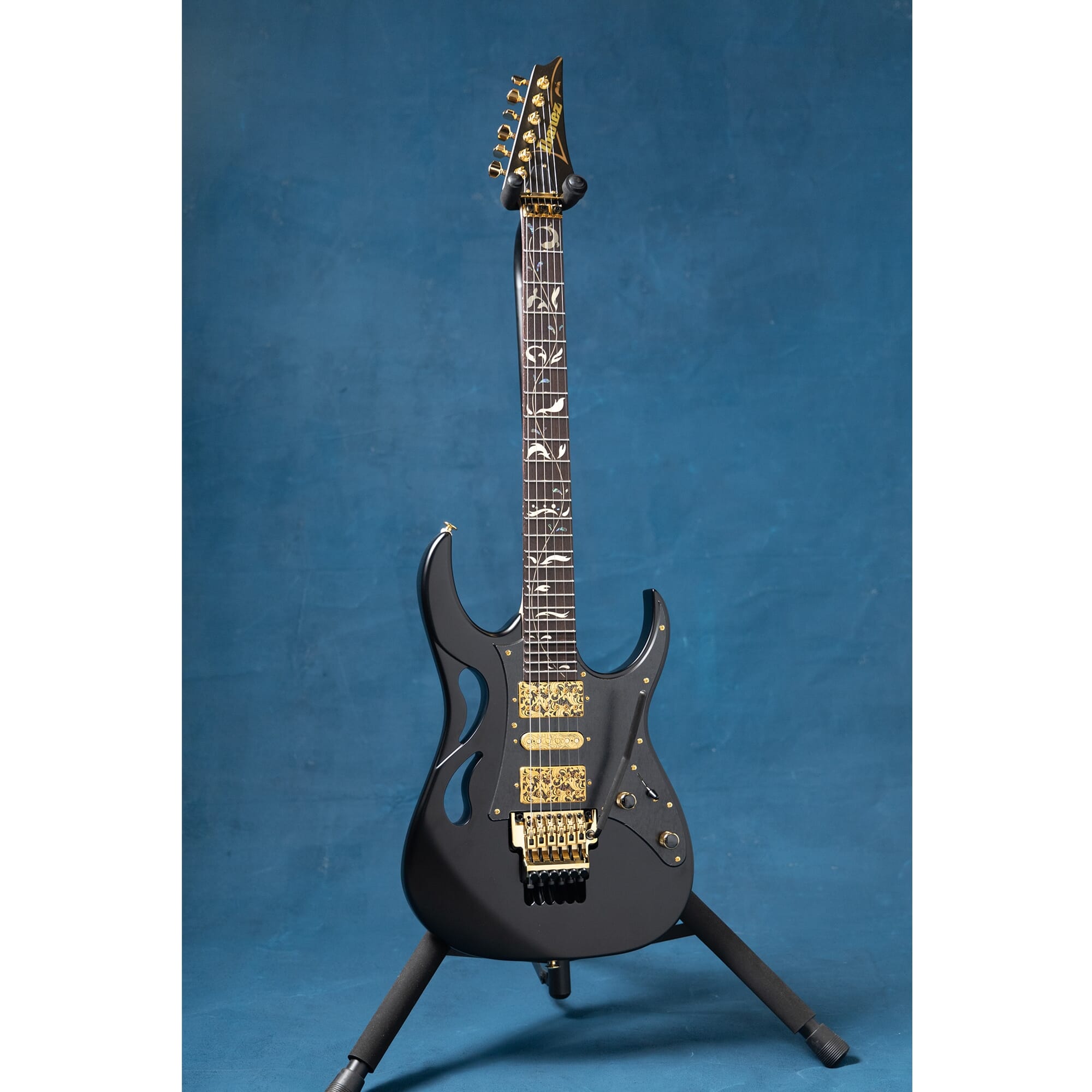 Ibanez PIA3761XB Steve Vai Signature 6 String Electric Guitar w/Case - Onyx Black