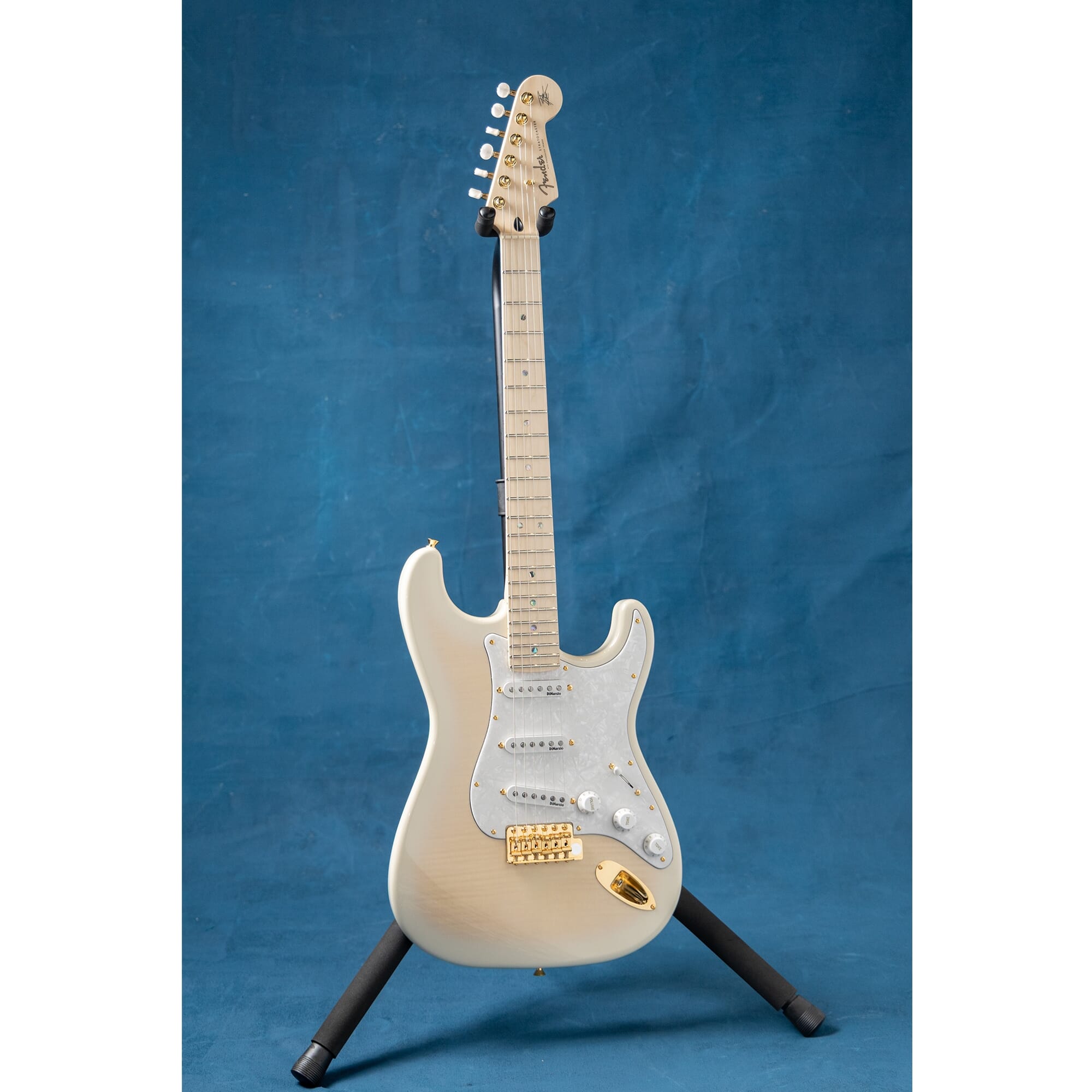 Fender Richie Kotzen Stratocaster®, Maple Fingerboard, Transparent White Burst