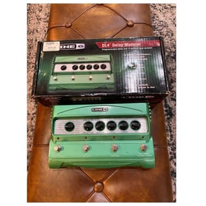Line 6 DL4 (USED)