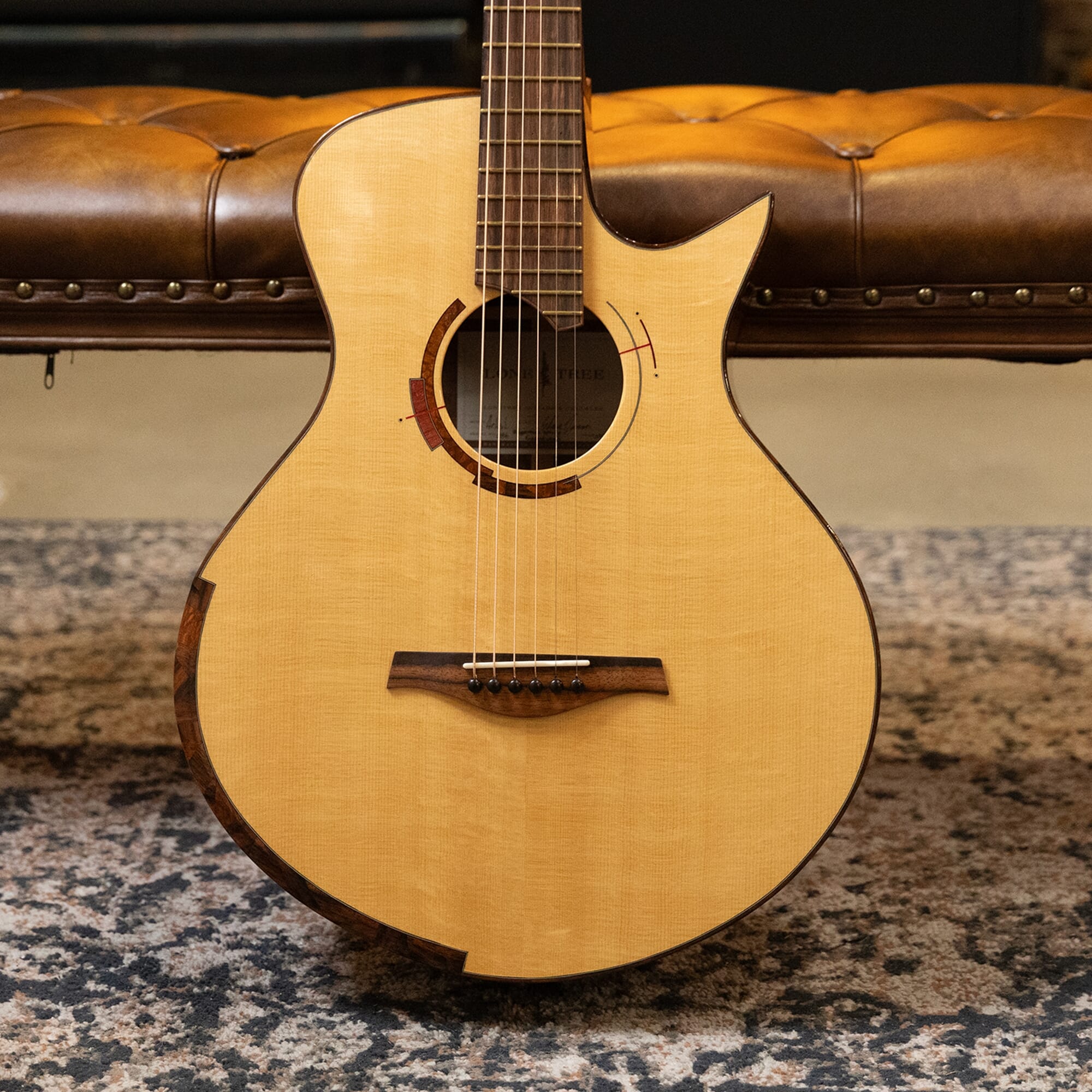 LoneTree guitars Artist Series 12 Fret Small Jumbo