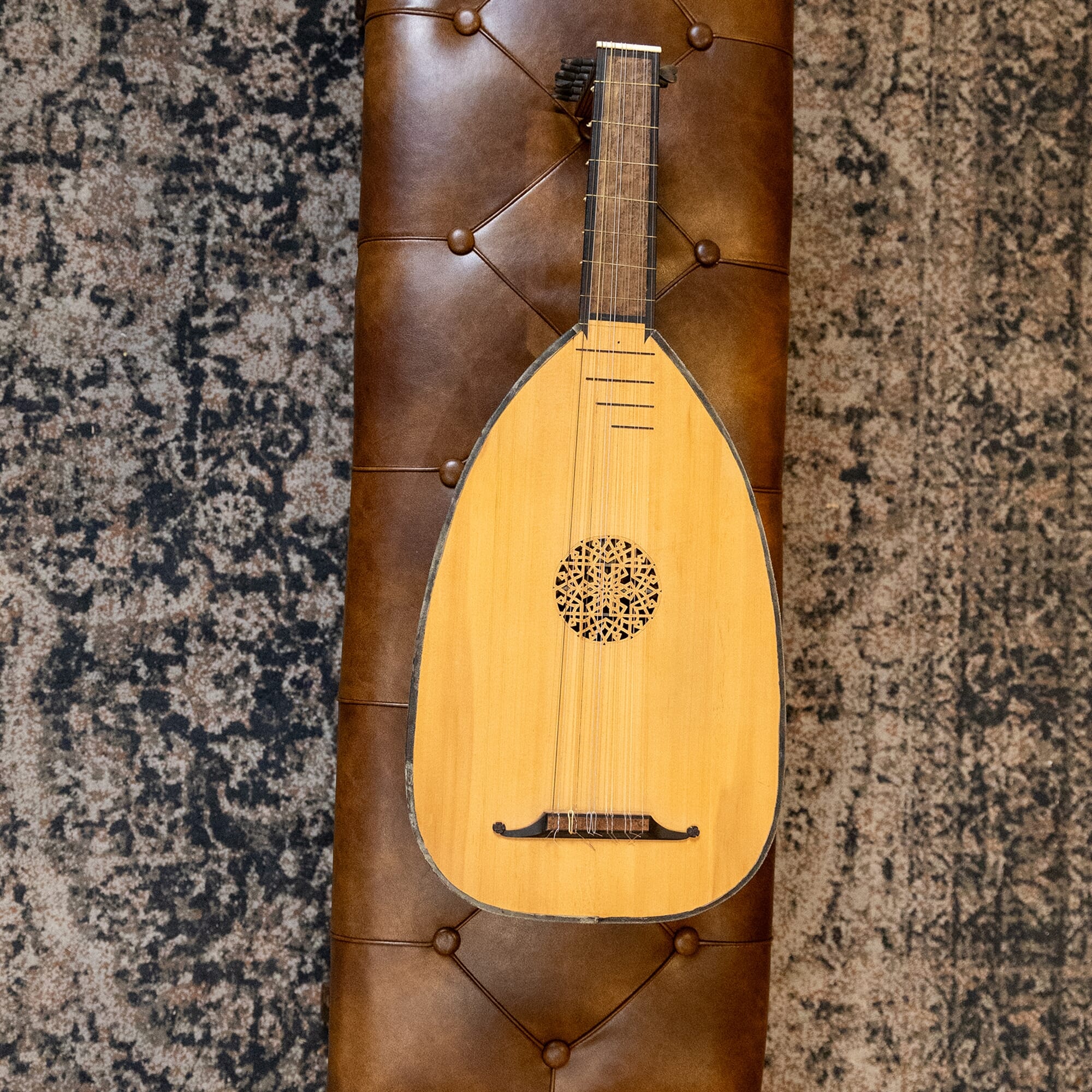 Clive Titmuss Lute USED