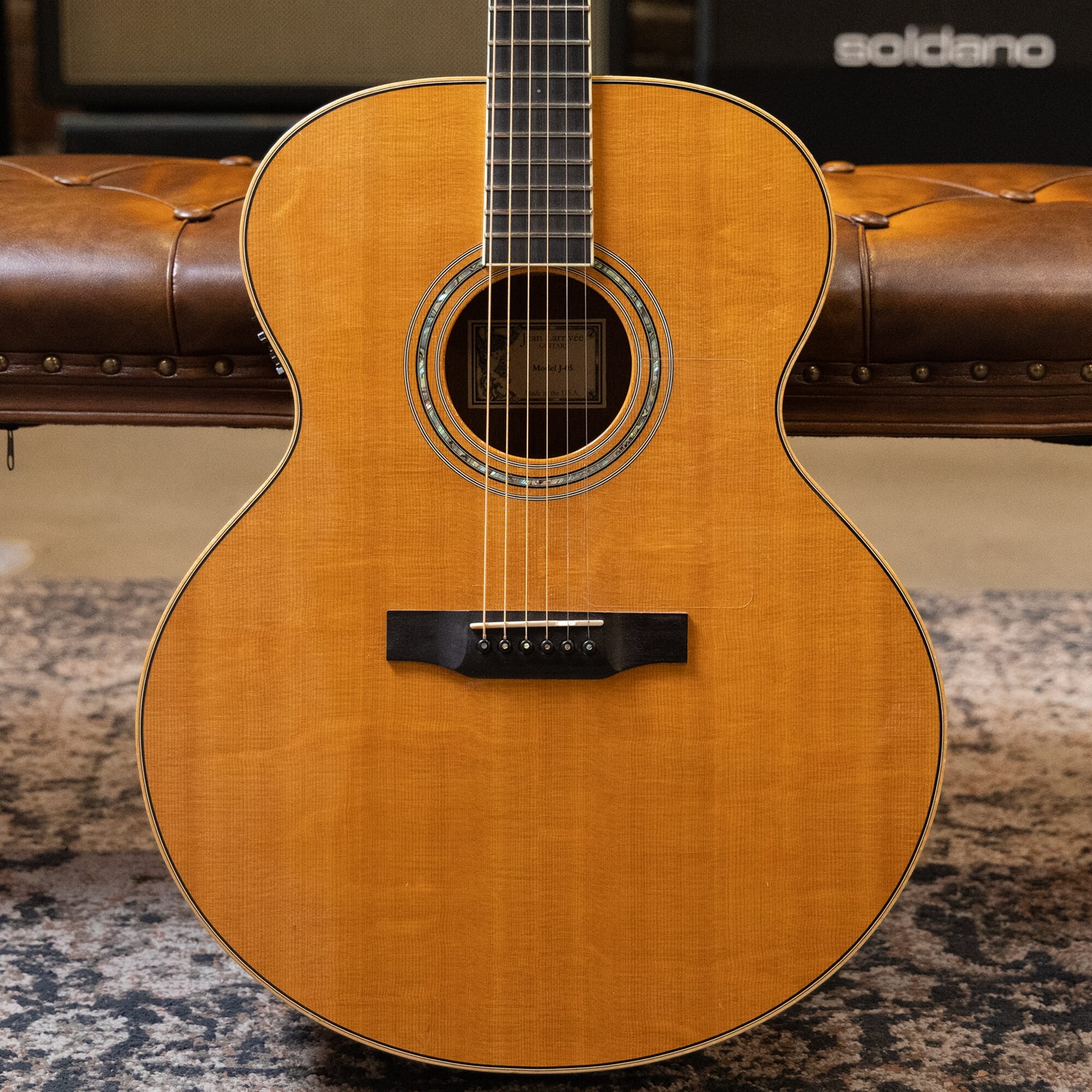 Larrivee J-05 Mahogany Jumbo (Used)