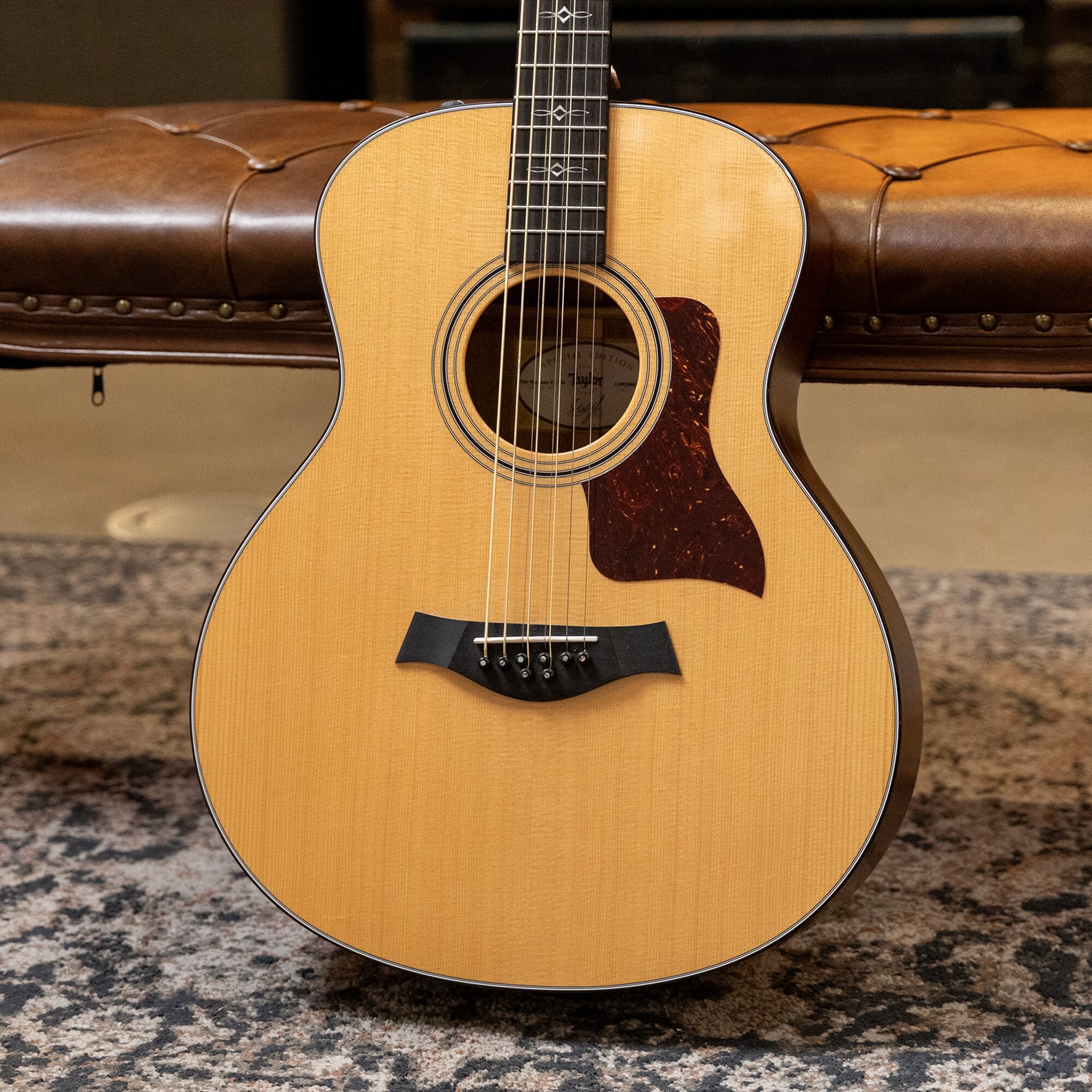 Taylor 316e Baritone 8 String Ltd (USED)