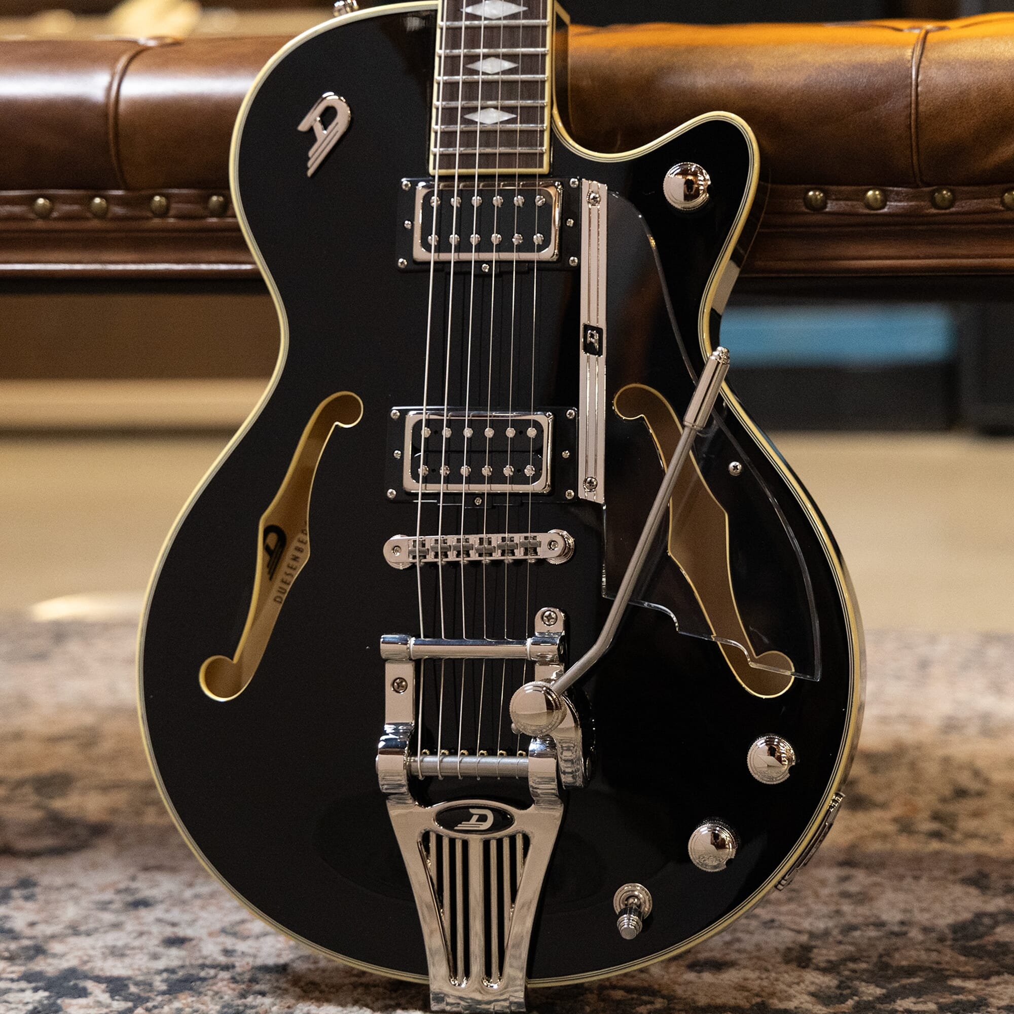 Duesenberg Starplayer TV Deluxe Electric Guitar w/Case - Black
