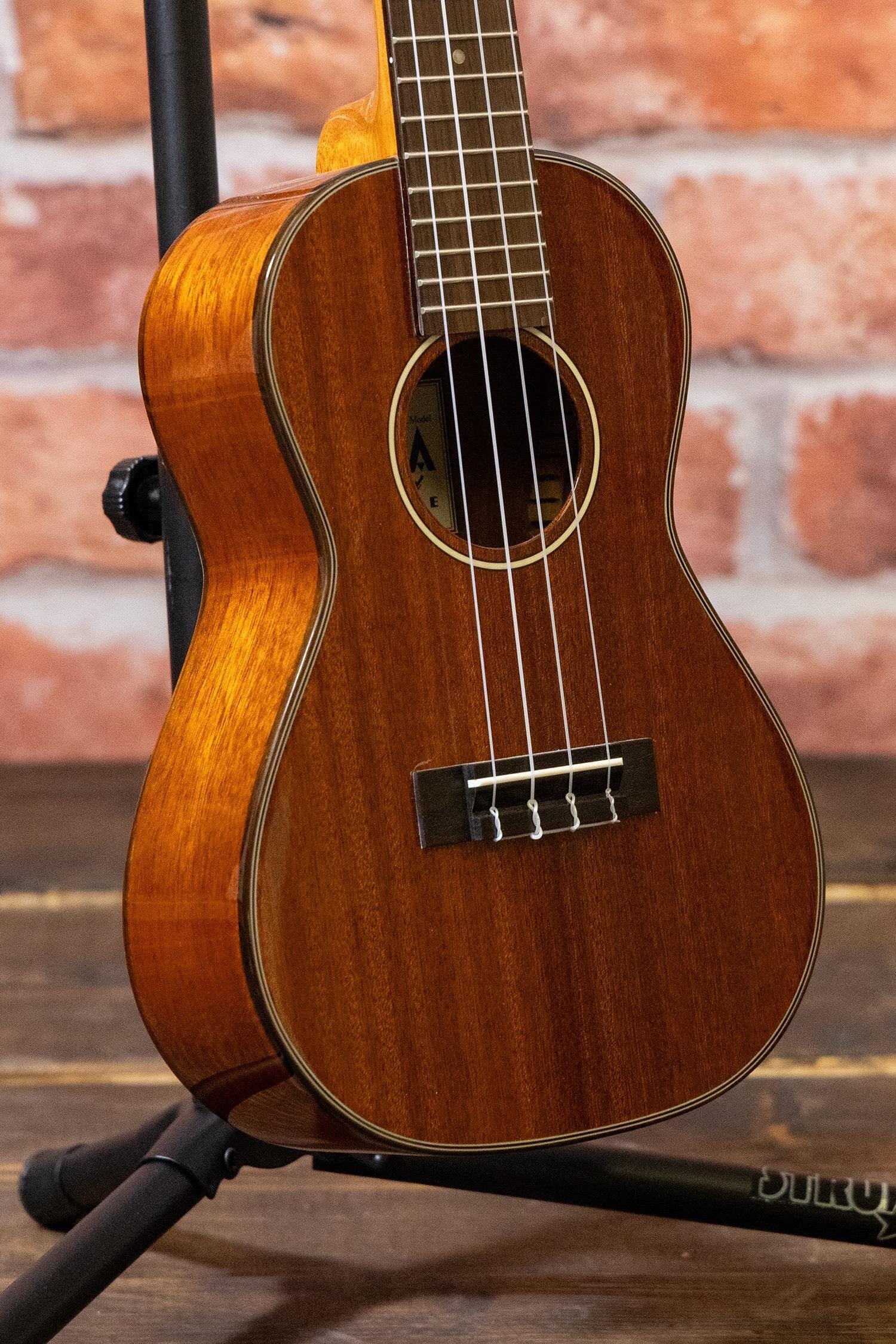 Ohana CK-35G Concert Ukulele
